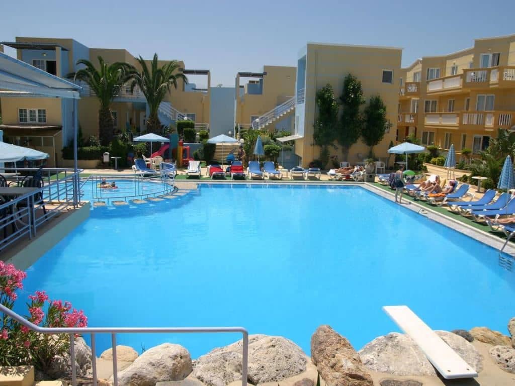 pools-outdoor-pool