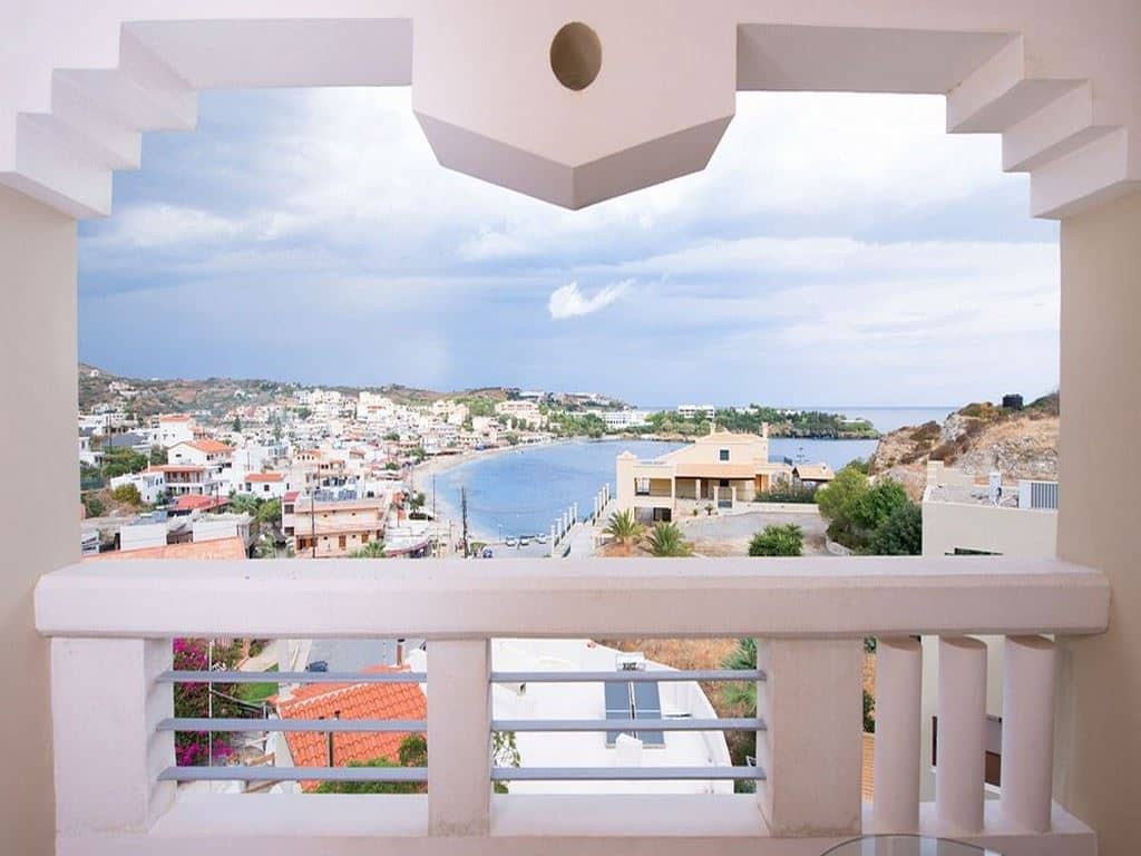 rooms-one-bedroom-suite-sea-view