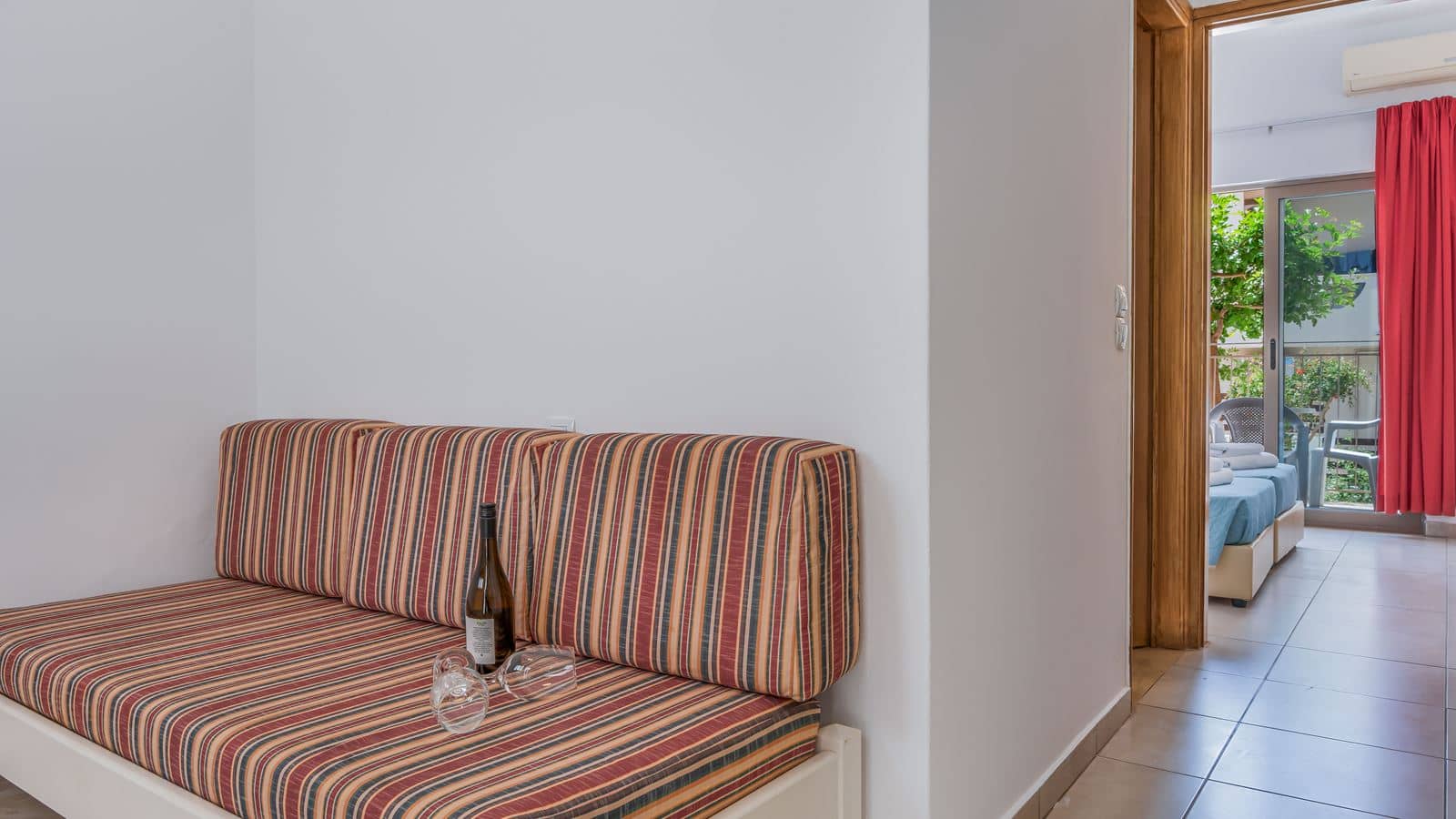 rooms-standard-1-bedroom-triple-apartment-balcony-or-terrace