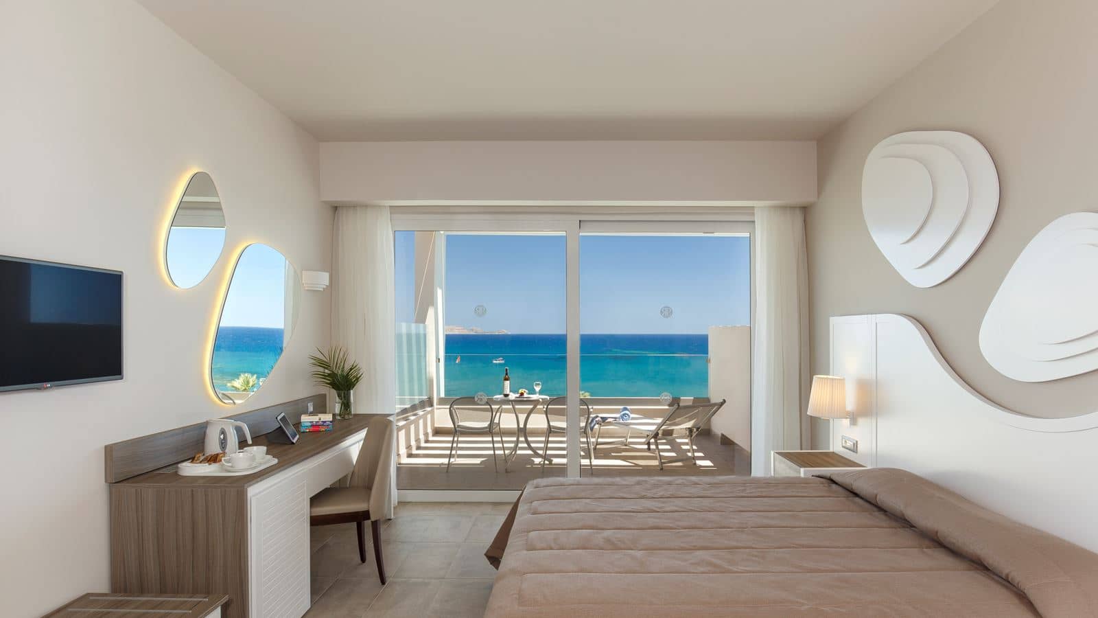 rooms-executive-family-room