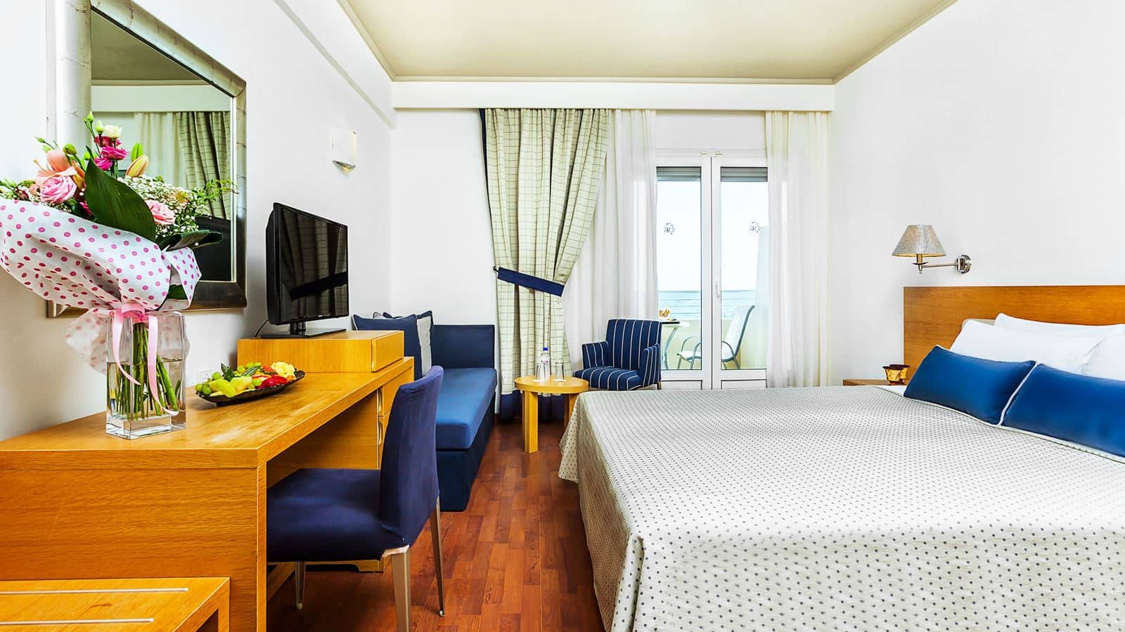 rooms-superior-mountain-view-room