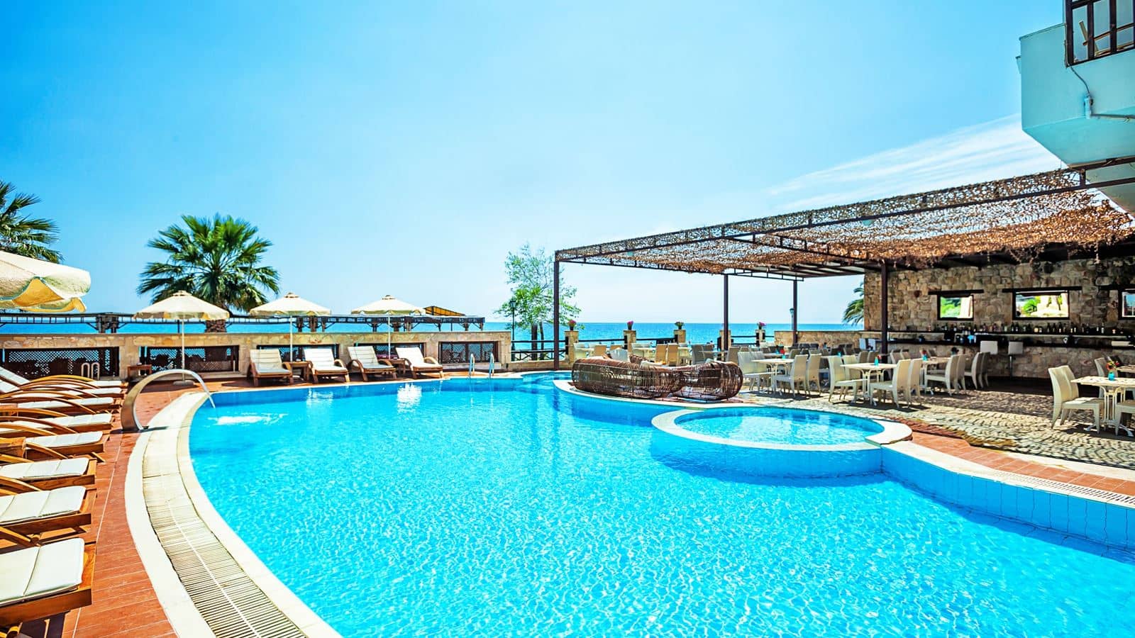 pools-outdoor-pool