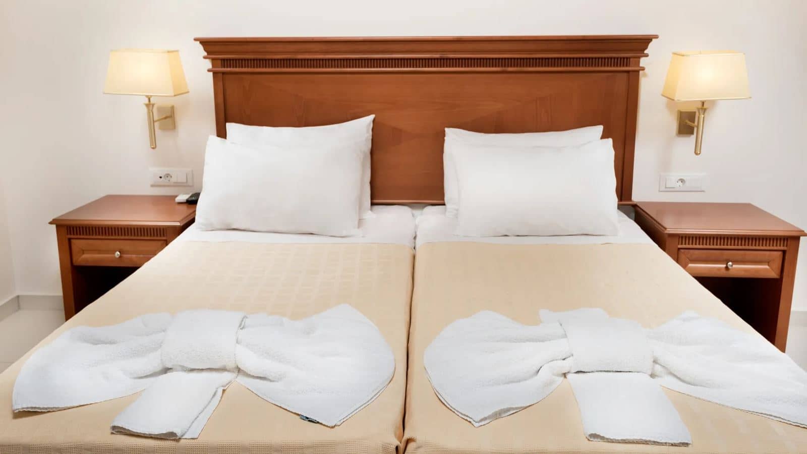 rooms-friends--family-suite-sea-view