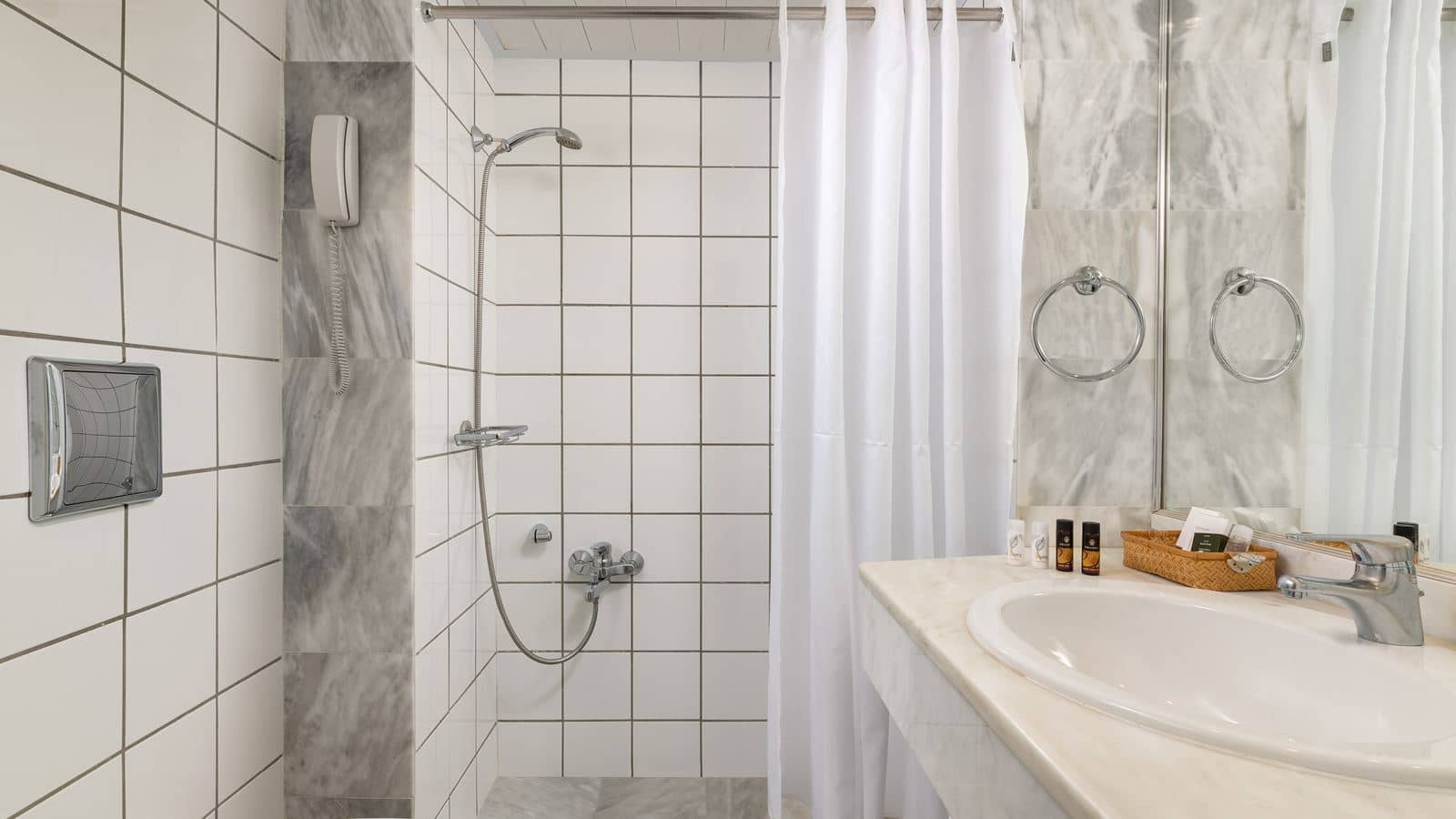 rooms-premium-studio
