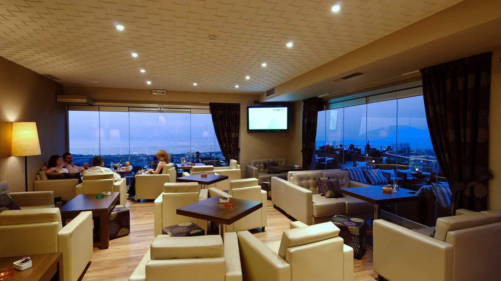 bars-main-bar