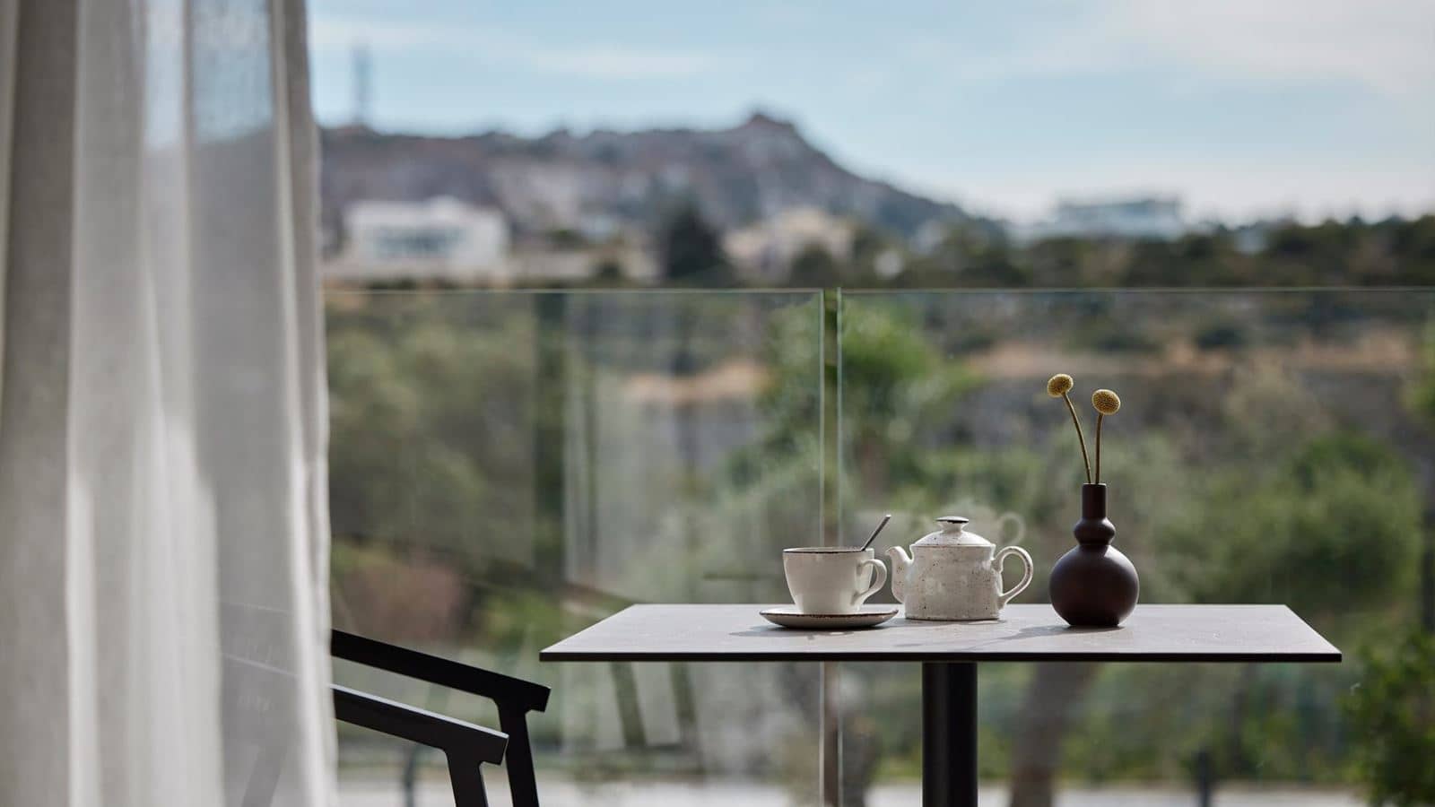 rooms-junior-suite-courtyard