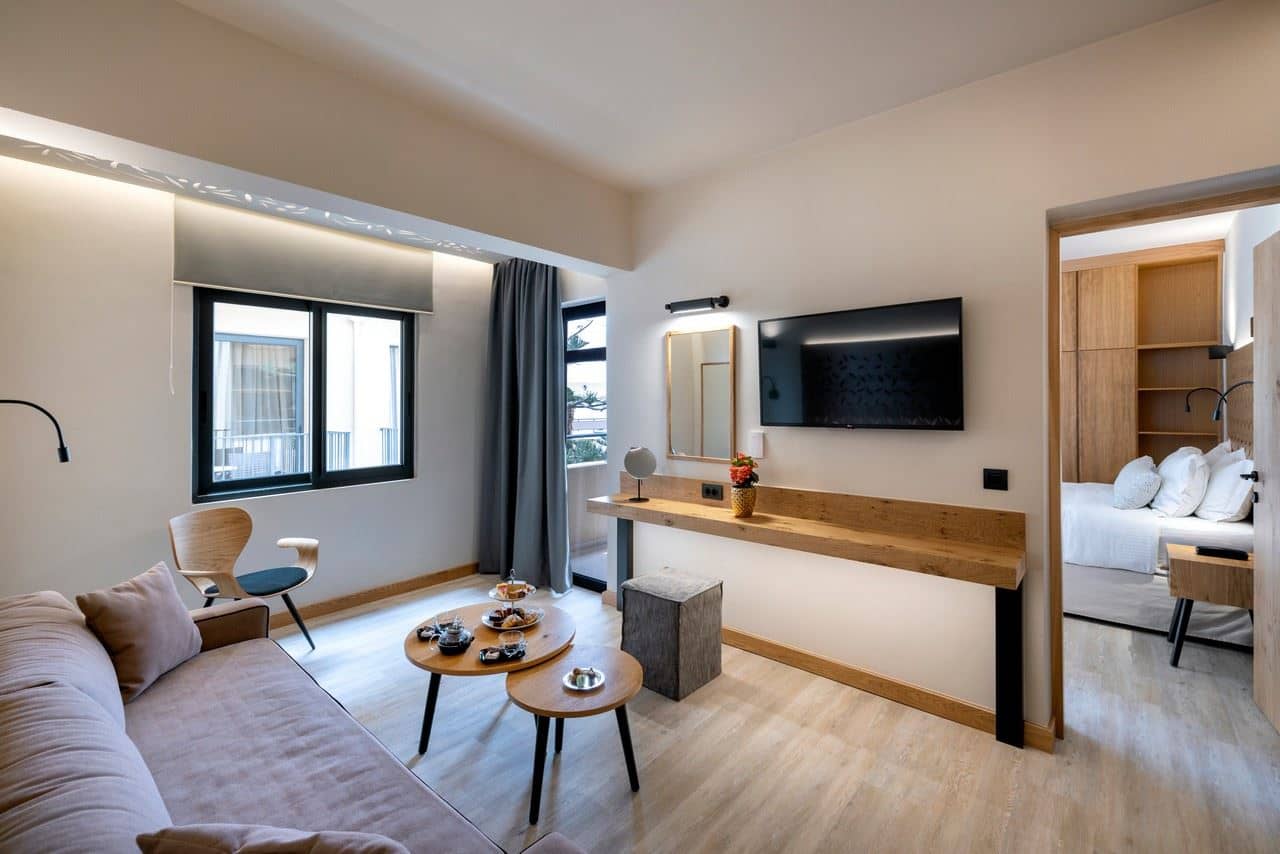 rooms-family-room