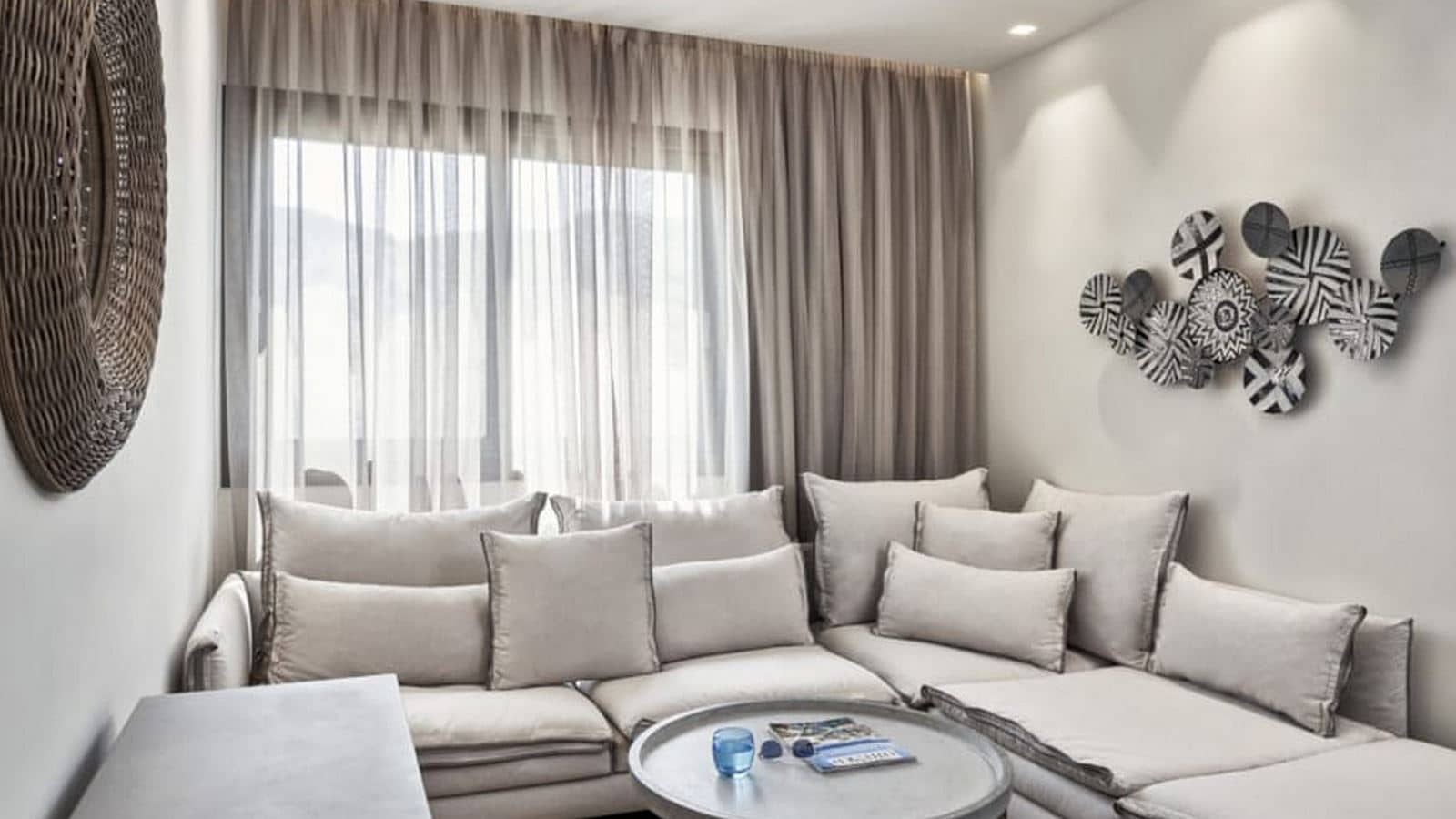 rooms-junior-suite-inland-view