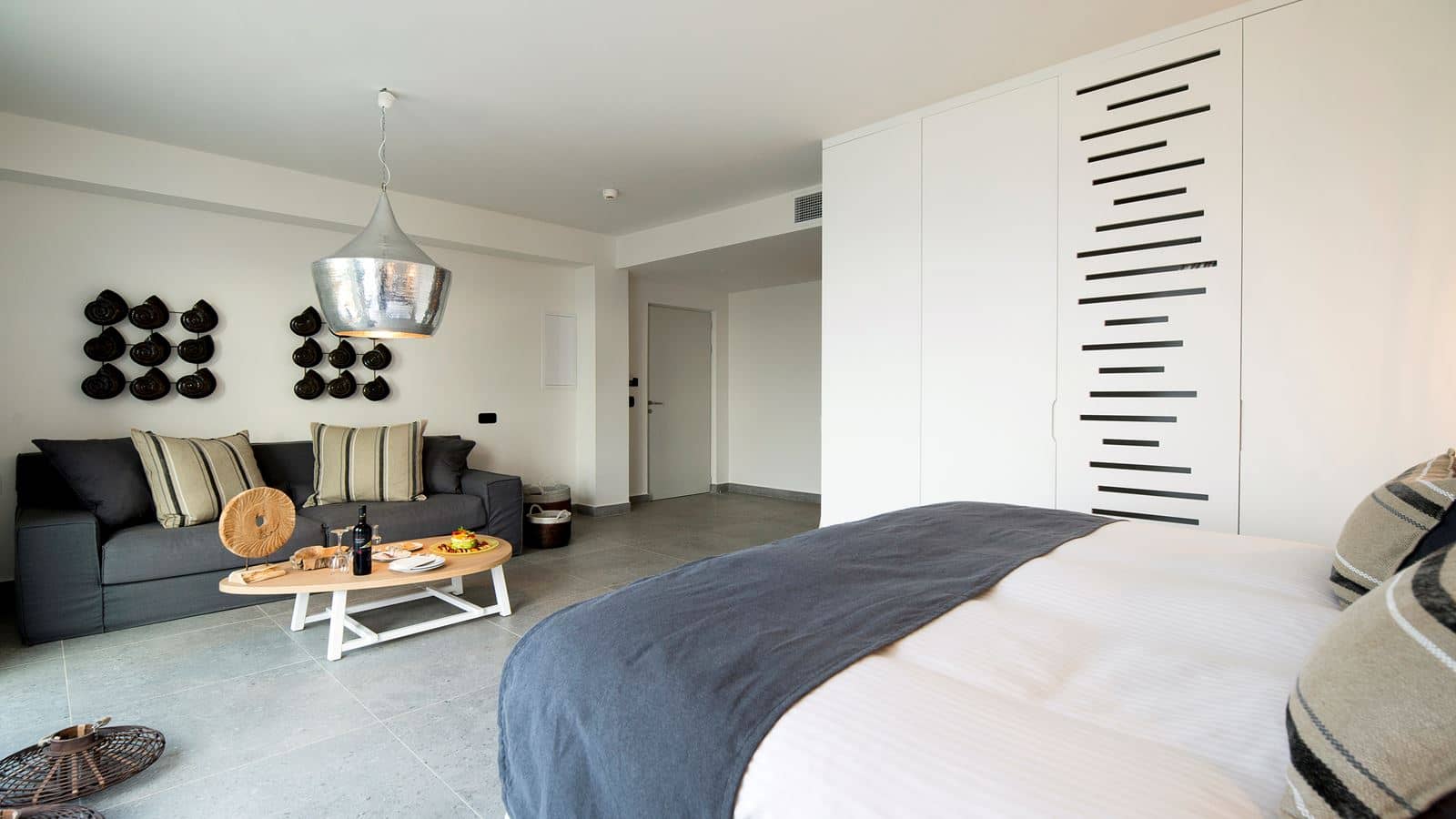 rooms-suite-sea-view-with-private-pool