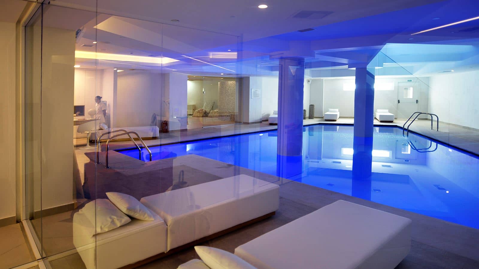 spa-indoor-pool