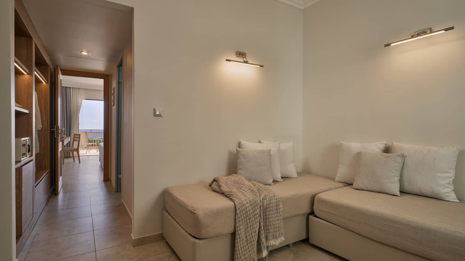 rooms-family-suite-gv-1-bedroom
