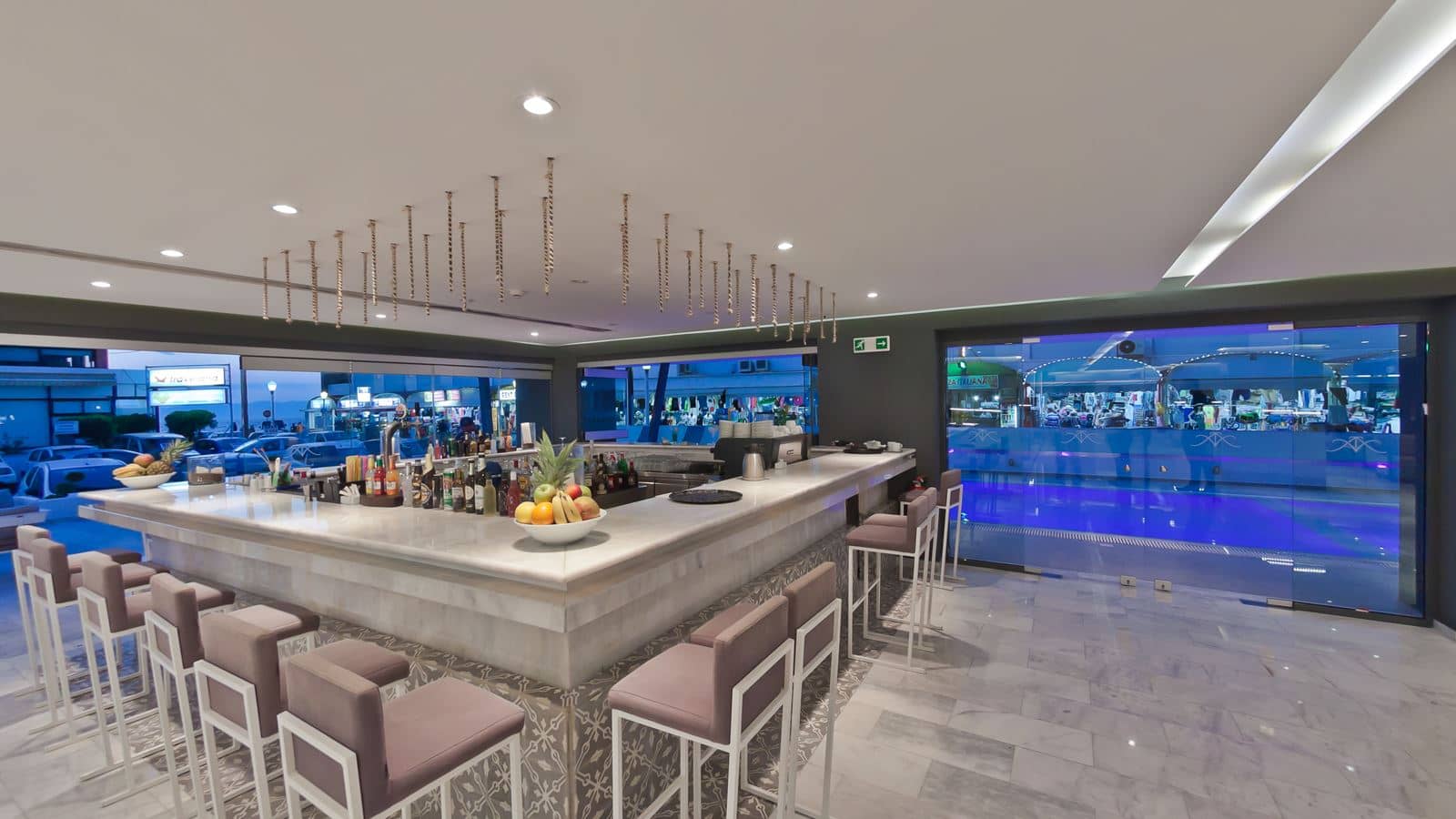 bars-main-bar