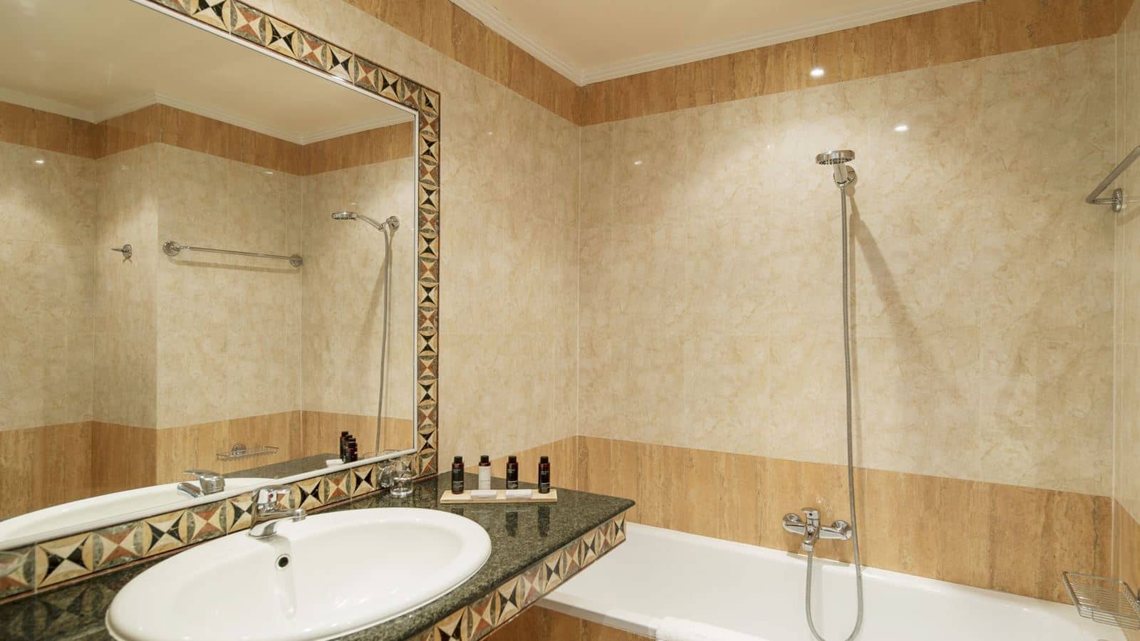 rooms-standard-twin