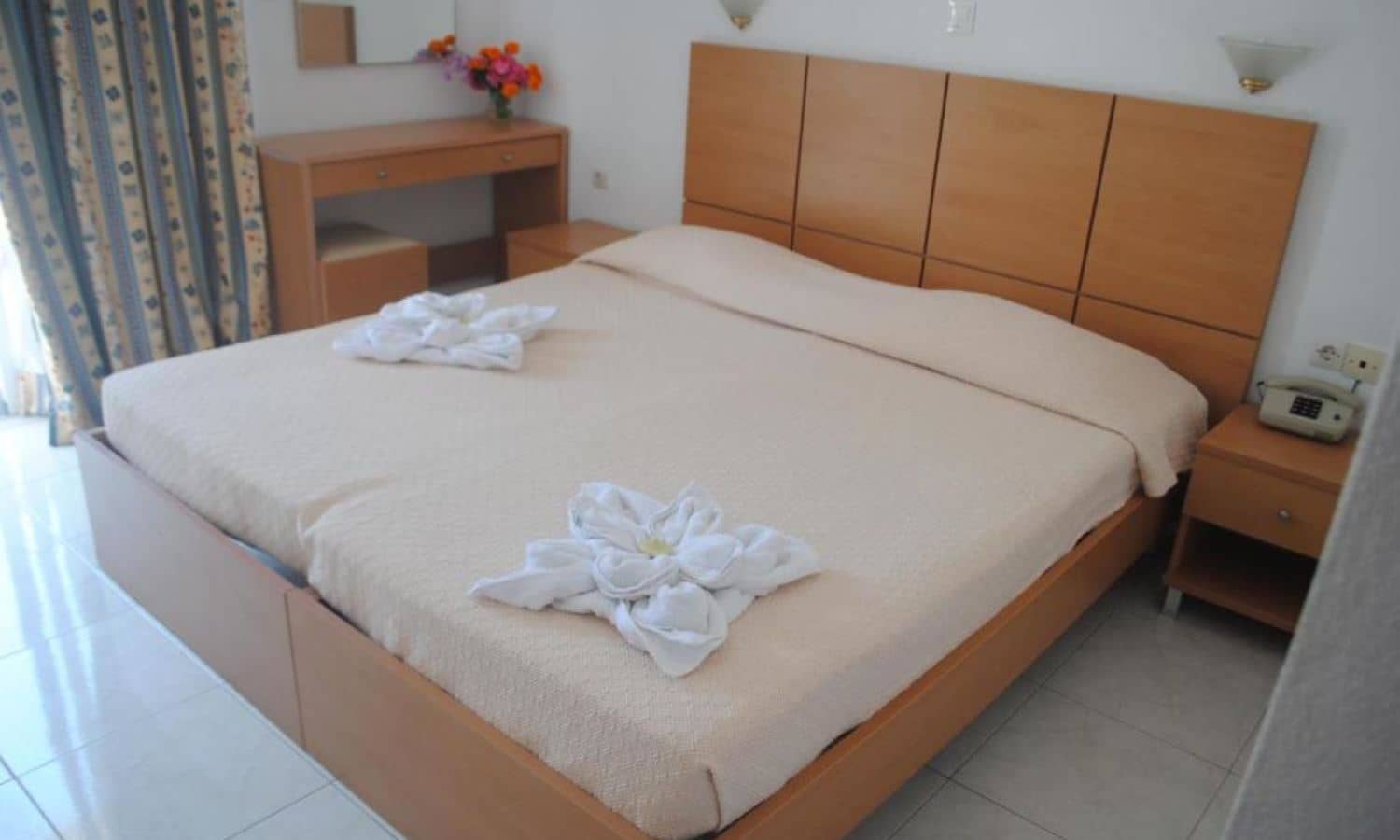 rooms-single-room