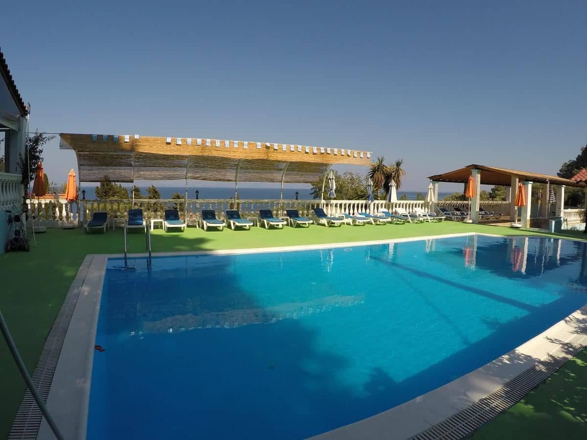 pools-outdoor-pool