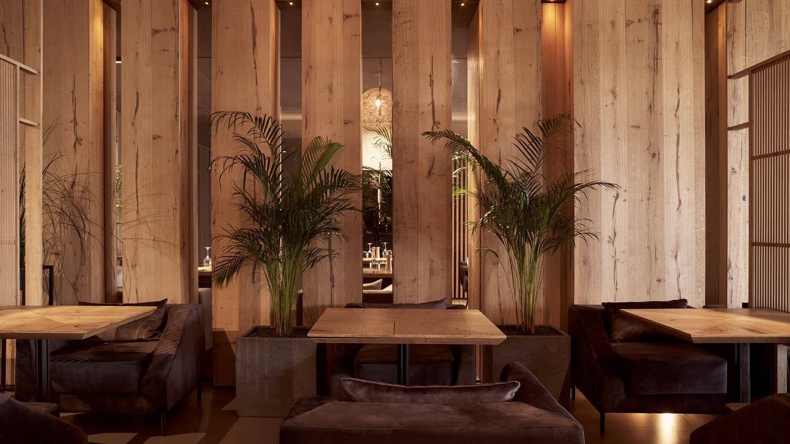 bars-divine-lobby-bar
