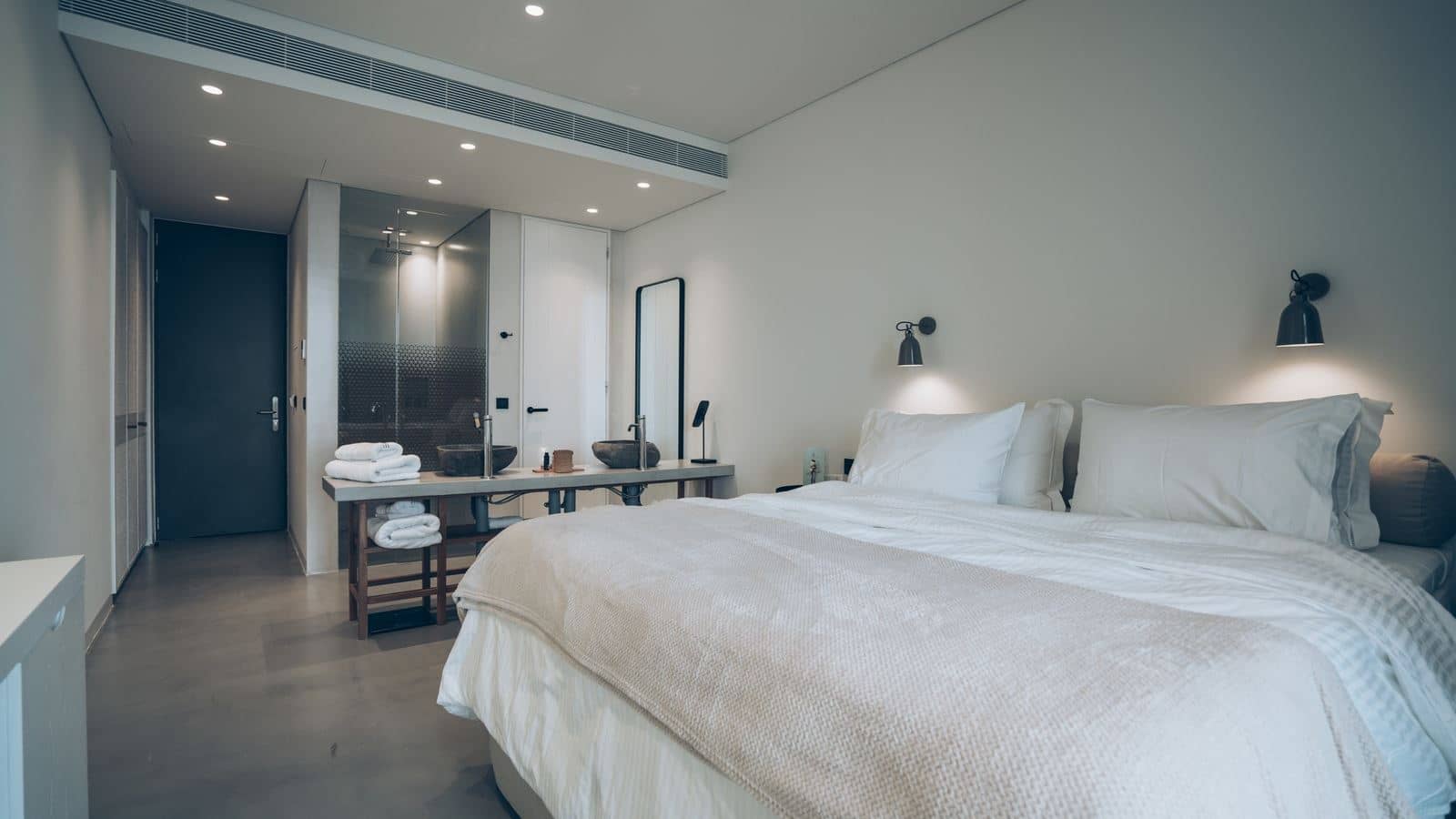 rooms-junior-suite-swim-up-with-sun-deck