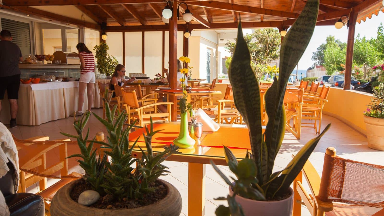 restaurants-breakfast-buffet