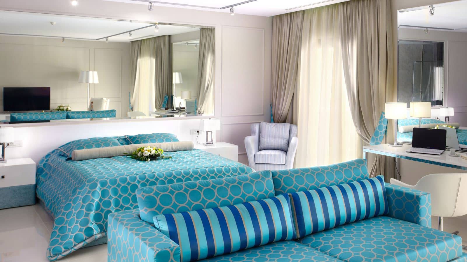 rooms-tokyo-suite
