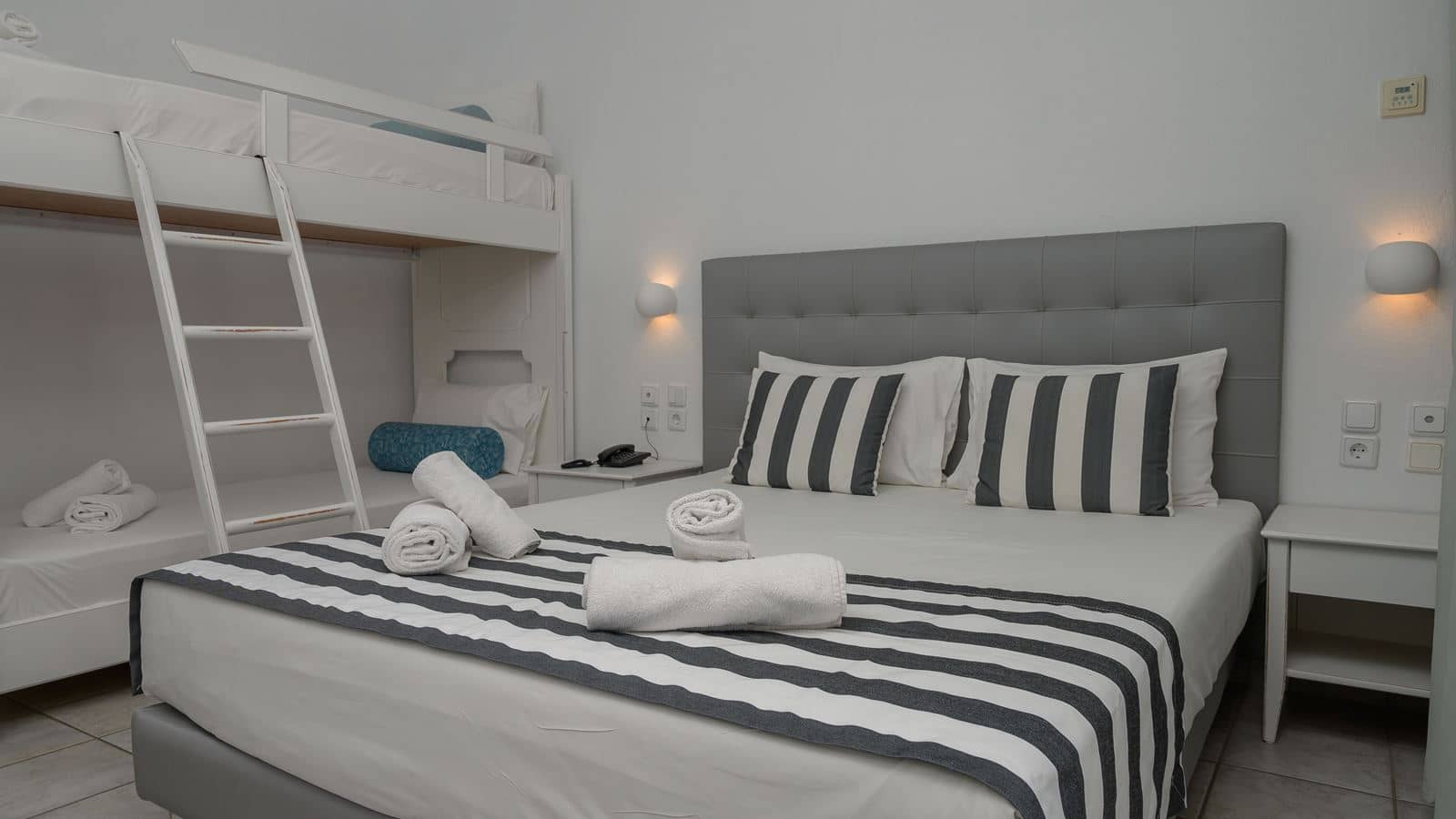 rooms-family-room