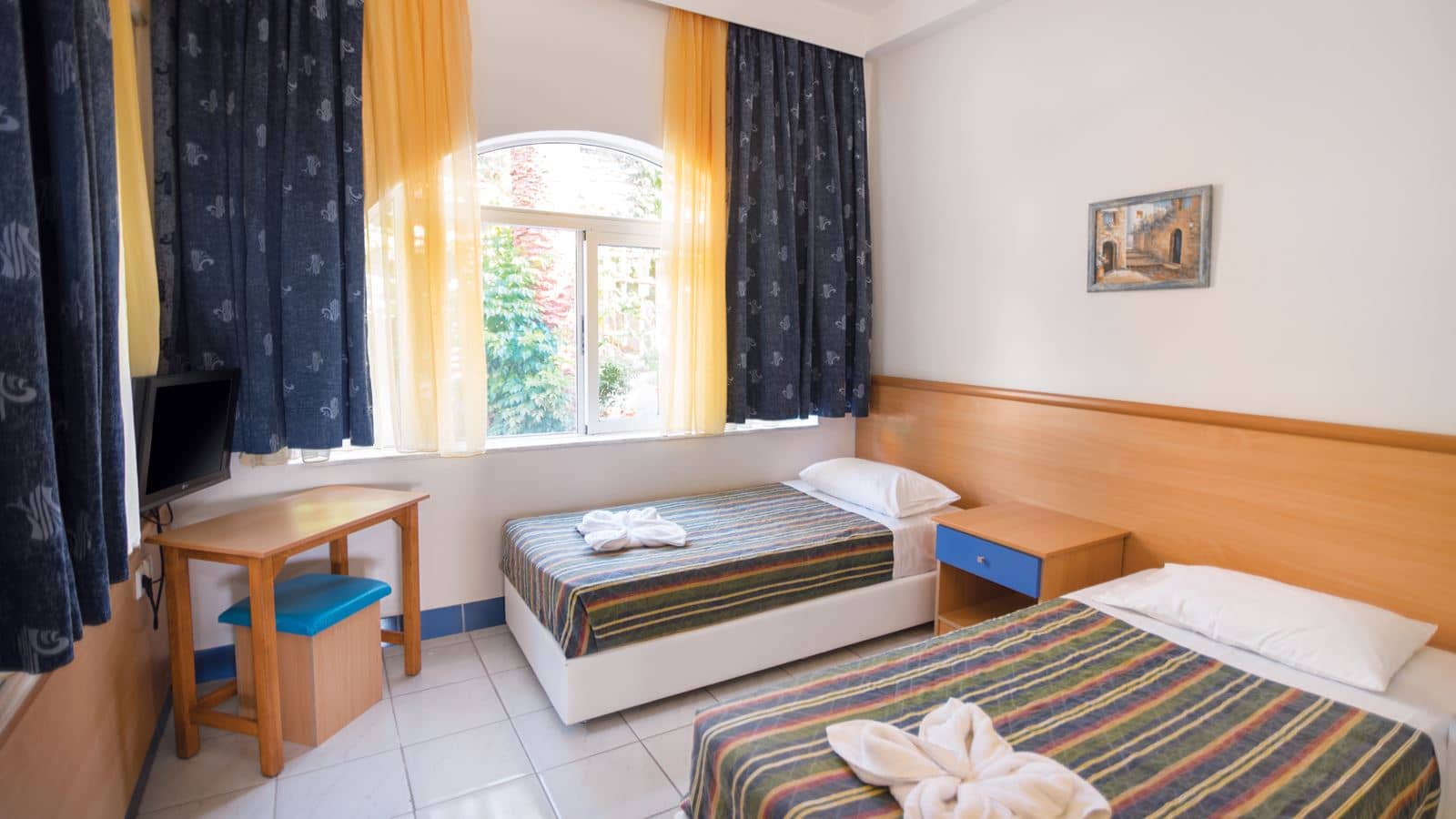 rooms-family-room