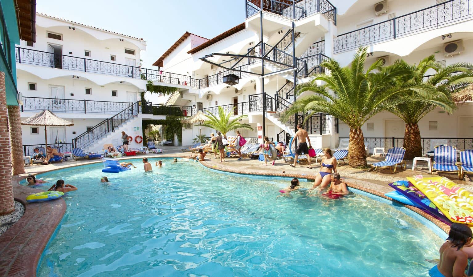 pools-outdoor-pool