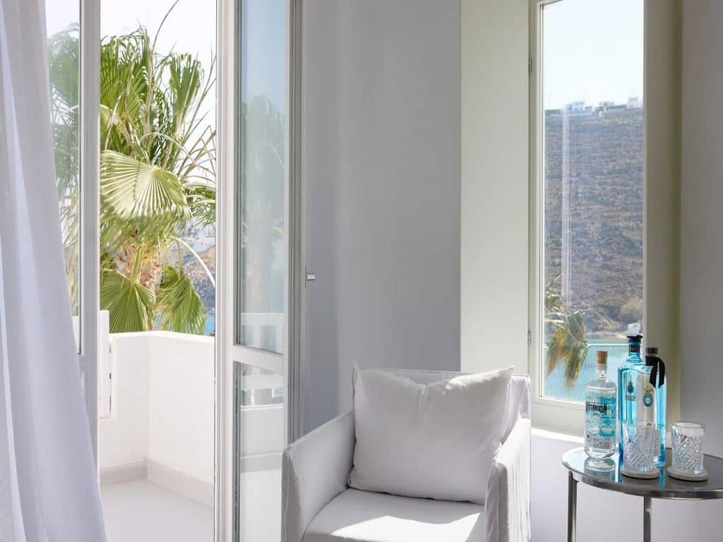 rooms-waterfront-bungalow
