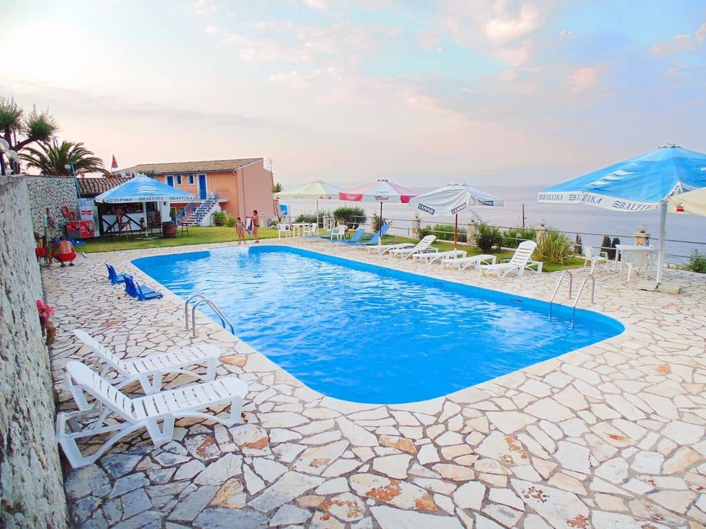 pools-outdoor-pool