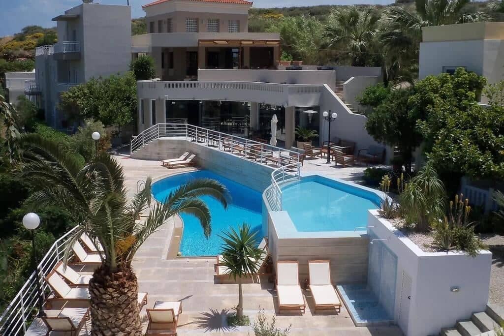 pools-outdoor-pool