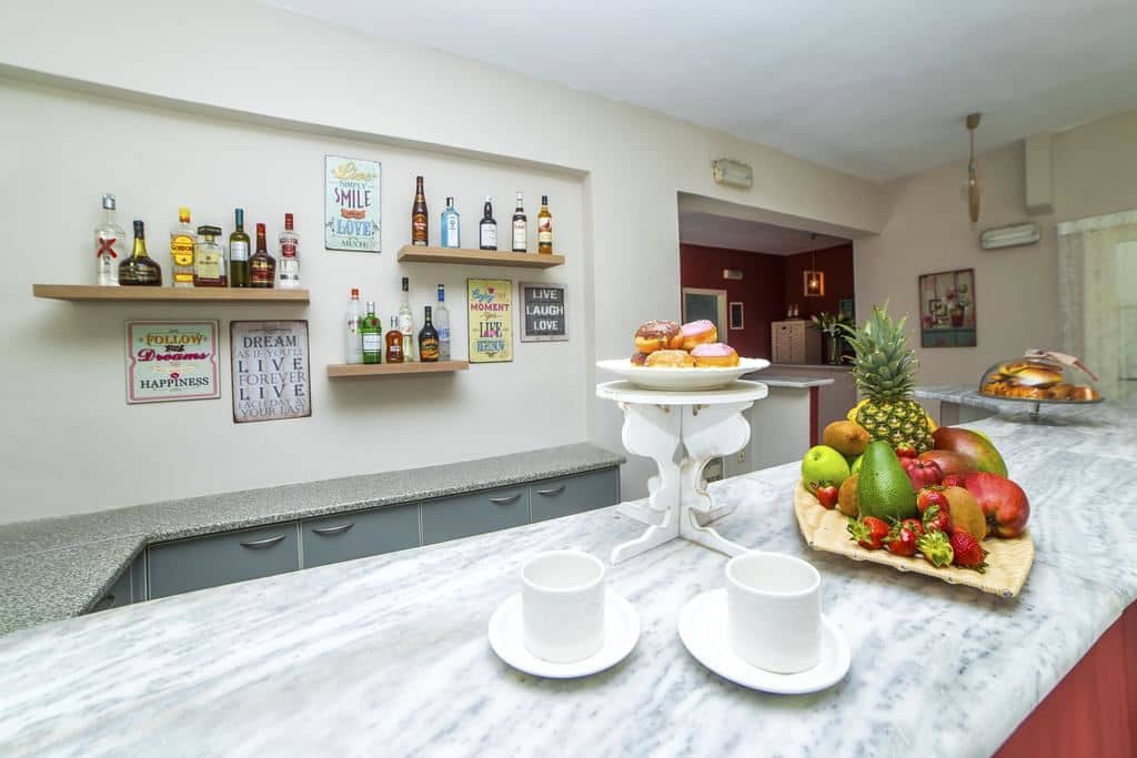bars-snack-bar