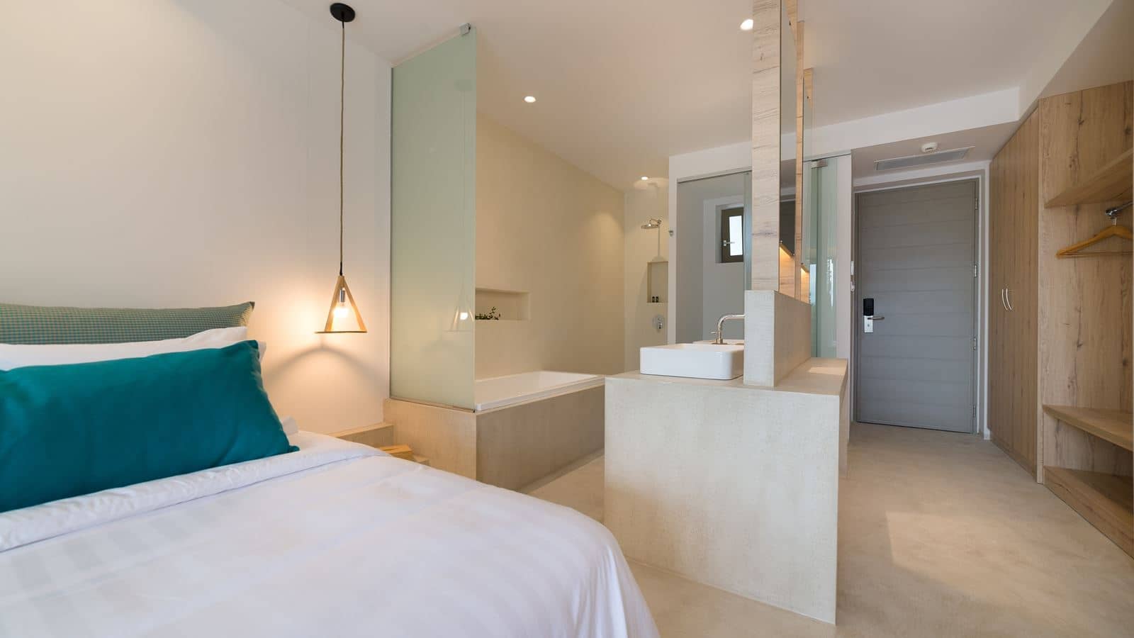 rooms-suite-superior-for-2-adults