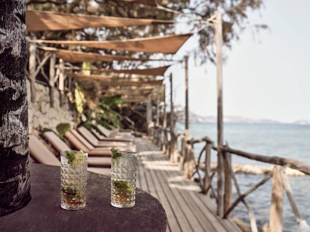 bars-tropic-bar