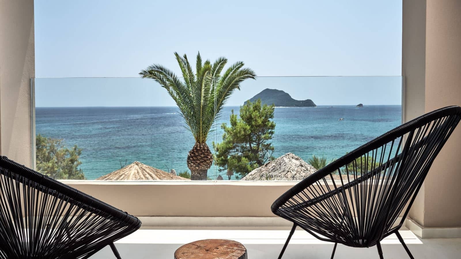 rooms-junior-suite-with-sea-view