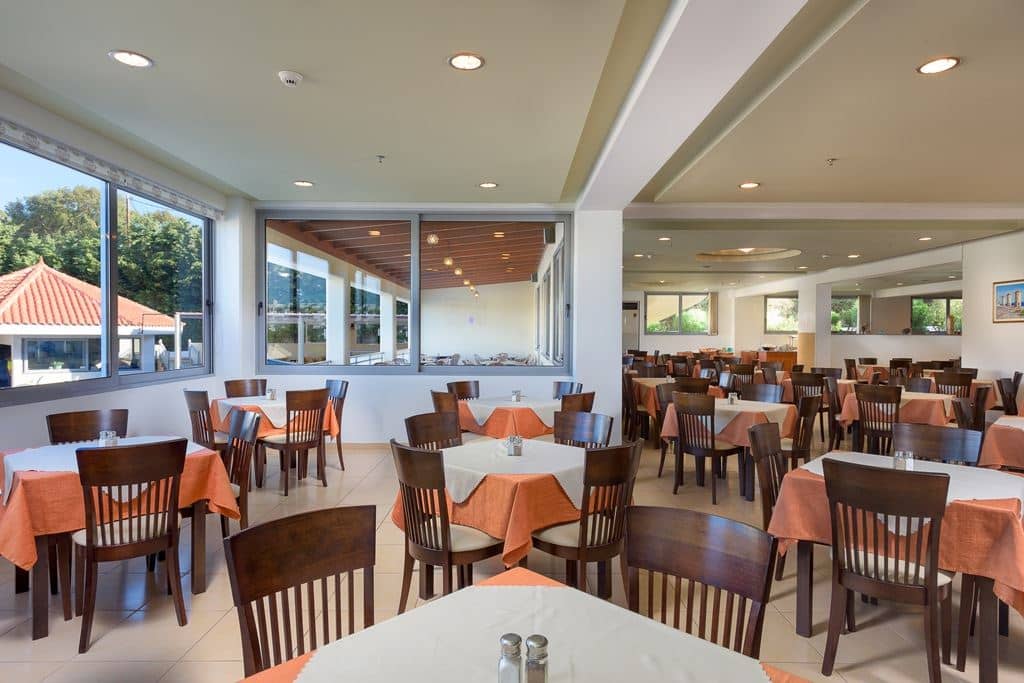 restaurants-main-building