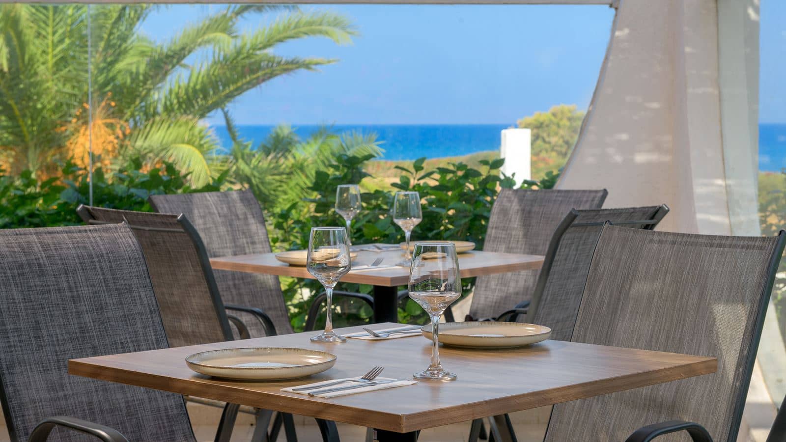 restaurants-dinning-area