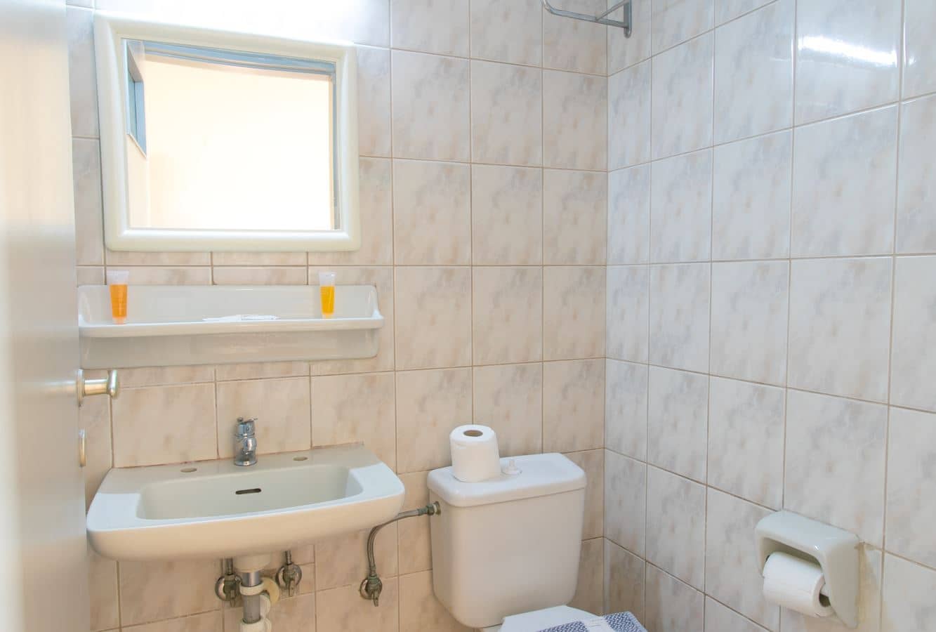 rooms-triple-room