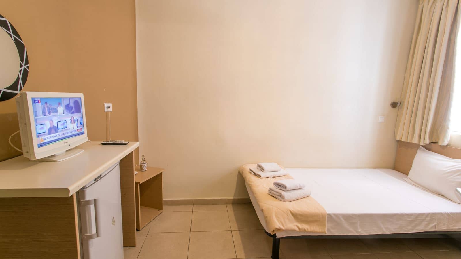 rooms-single-room