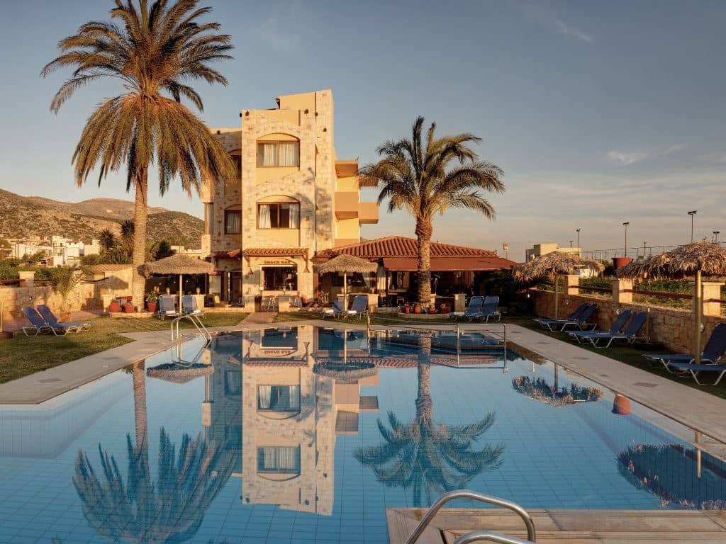 pools-outdoor-pool