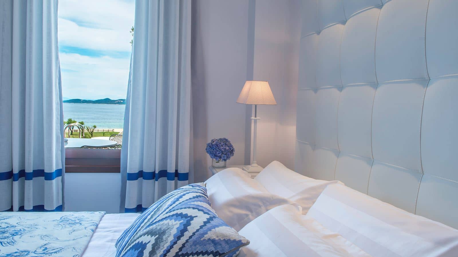 rooms-two-bedroom-suite-with-private-pool