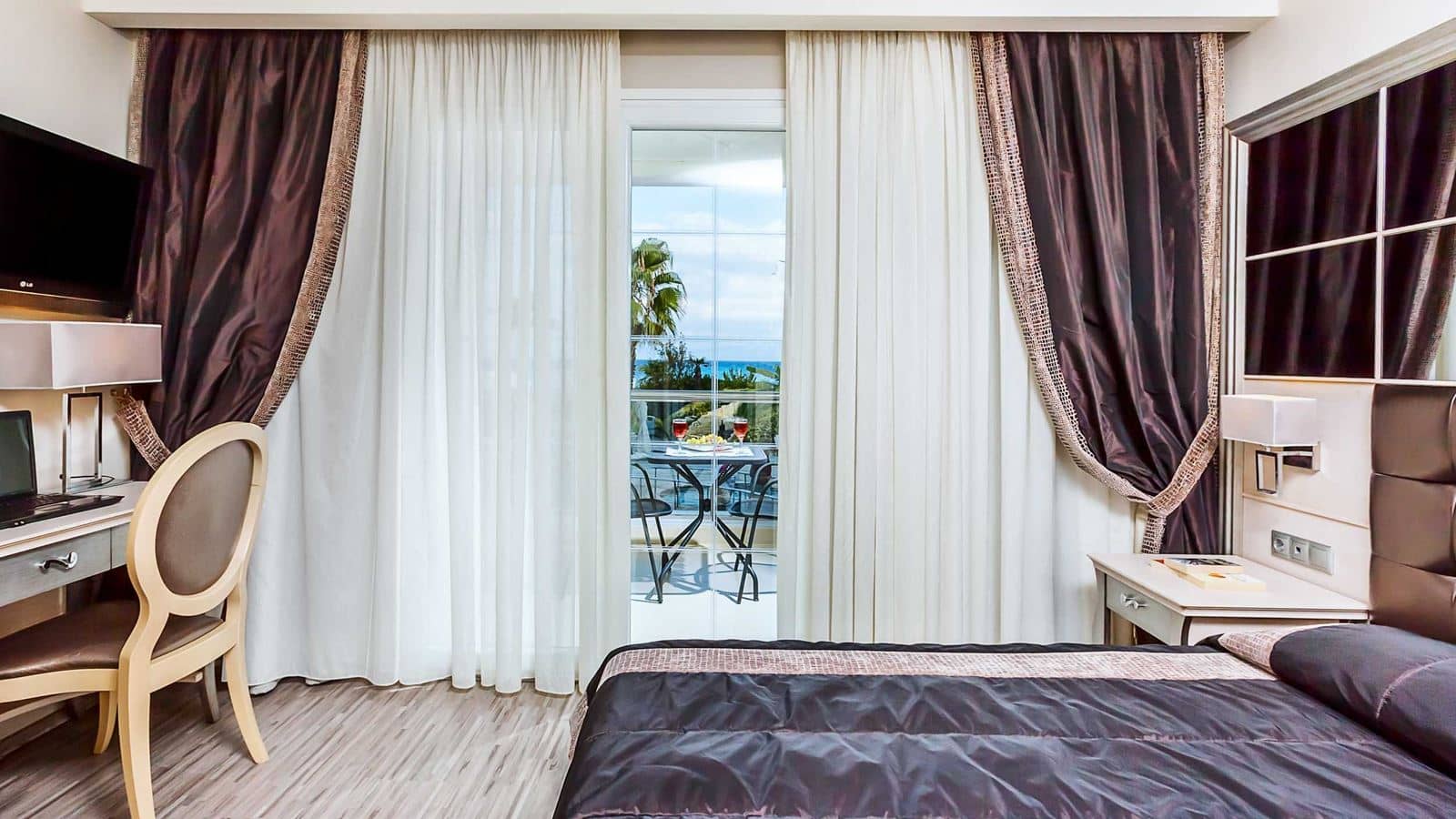 rooms-double-sea-view-room