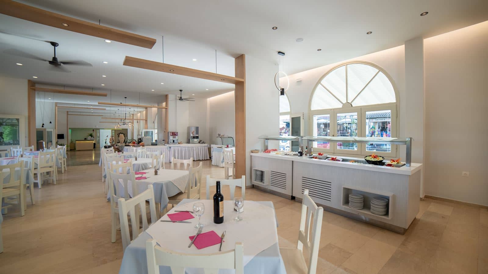 restaurants-main-restaurant