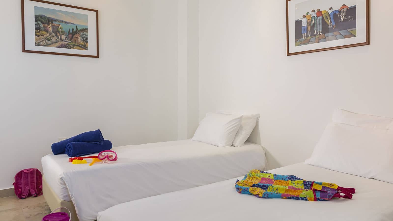 rooms-family-room