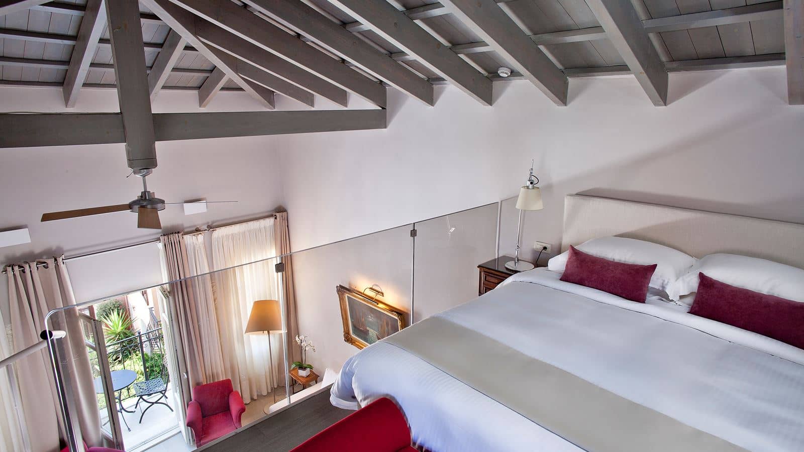 rooms-standard-room