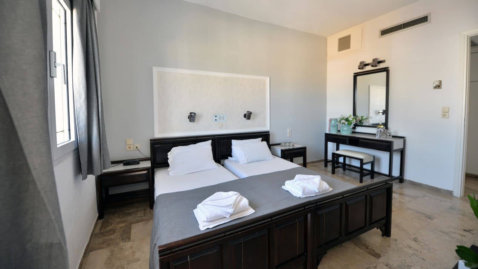 rooms-one-bedroom-apartment