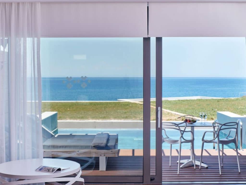 rooms-honeymoon-suite