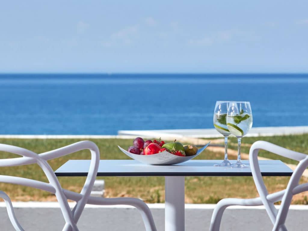 rooms-honeymoon-suite