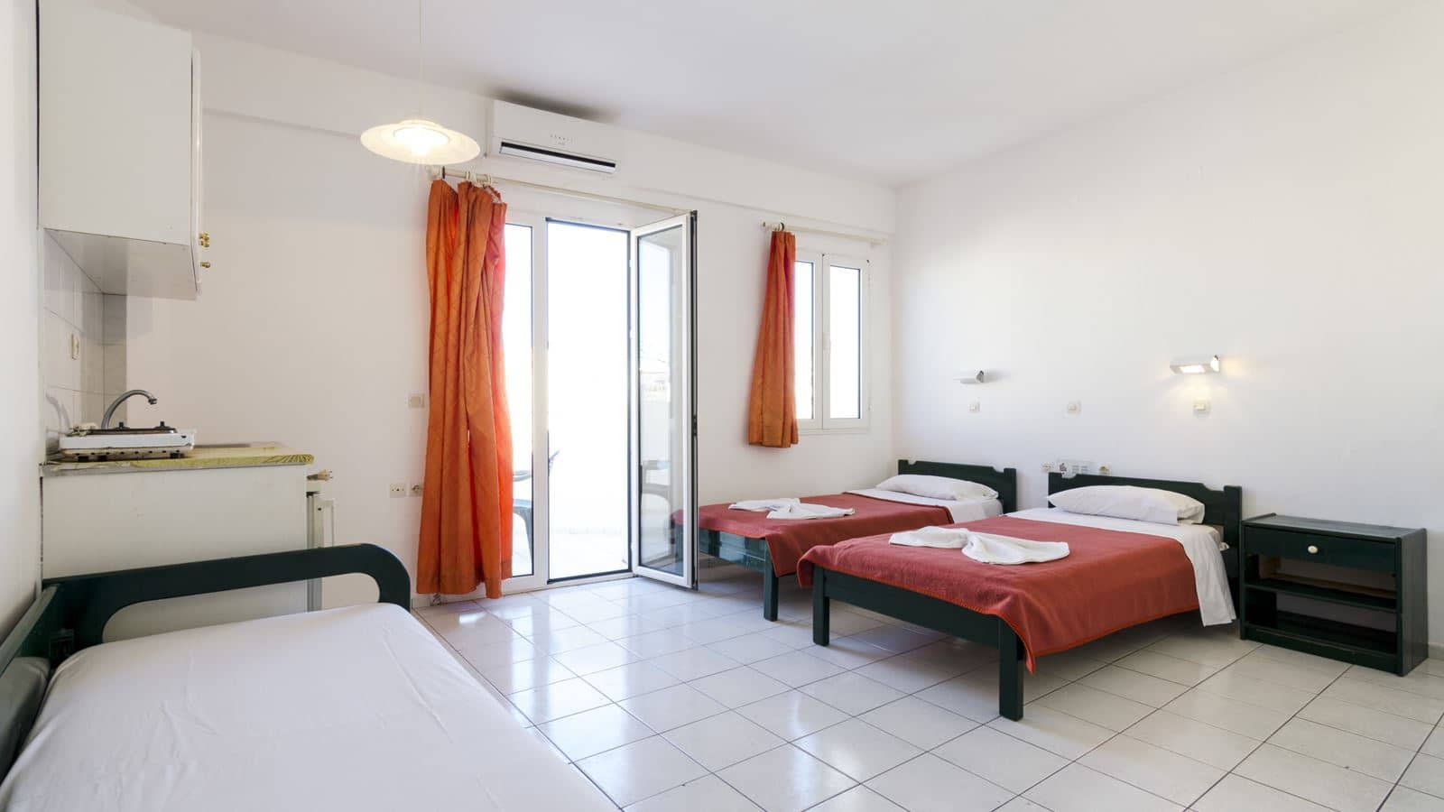 rooms-studio-3-pax