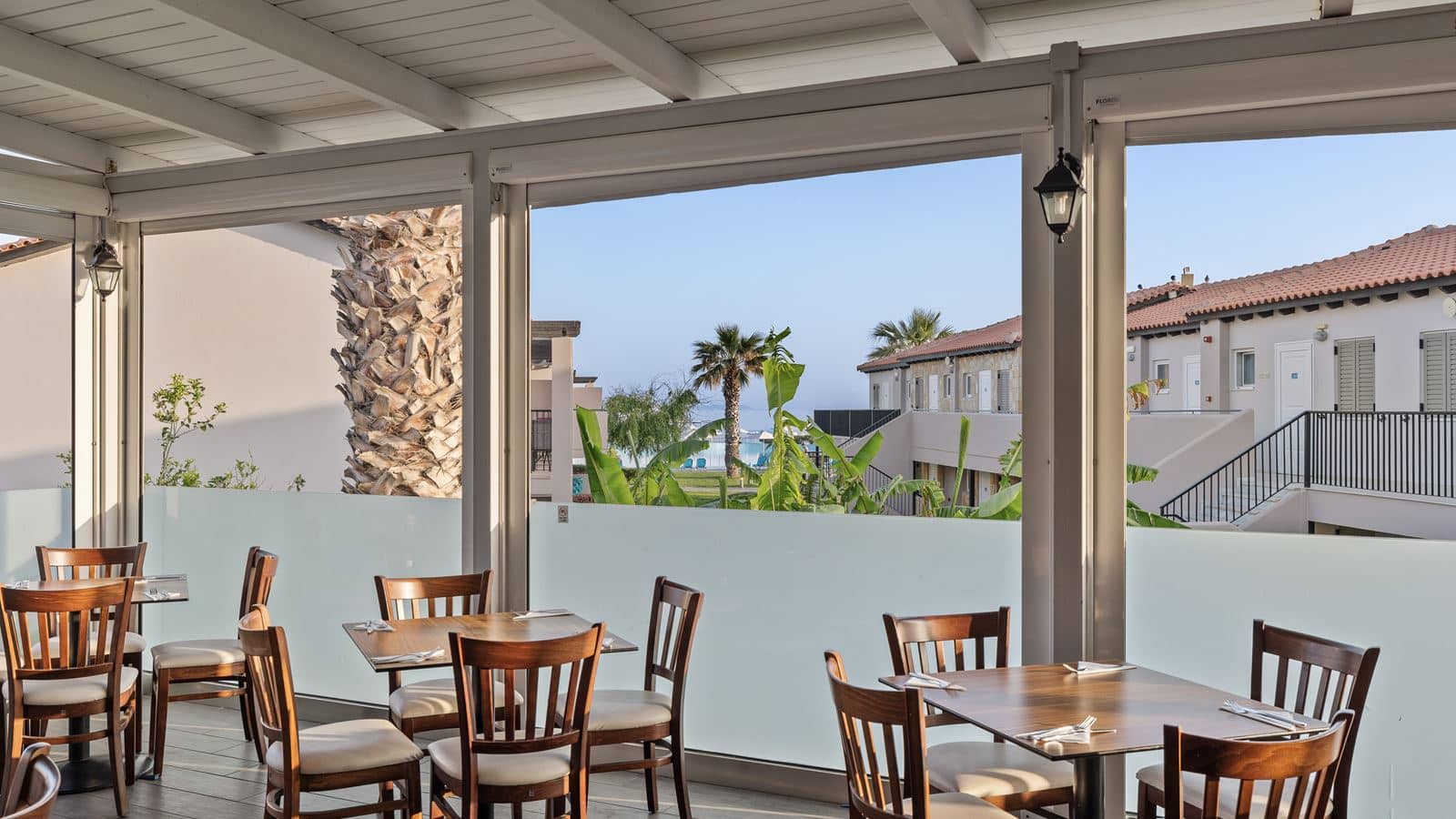 restaurants-nausika-main-restaurant