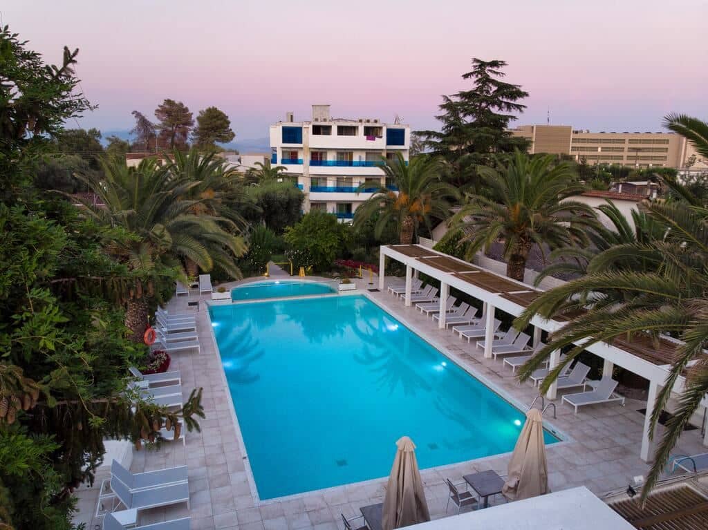pools-outdoor-pool
