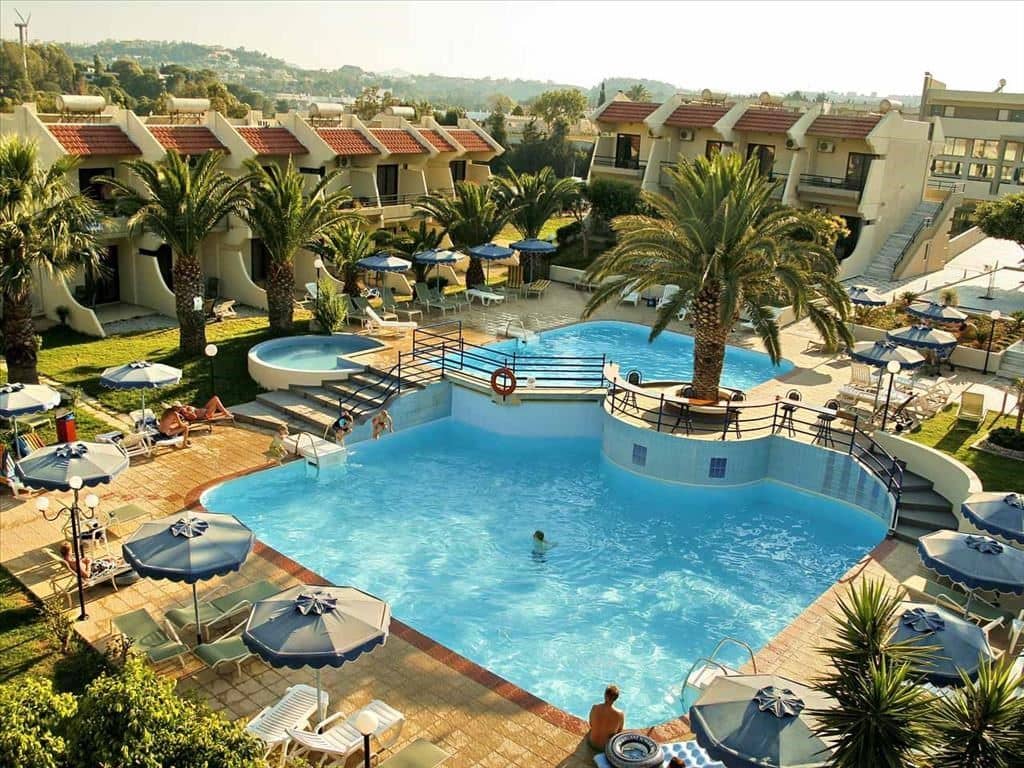 pools-outdoor-childrens-pool